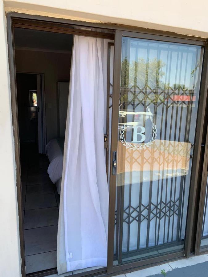 Sleep Easy Guest House Newcastle Exterior foto